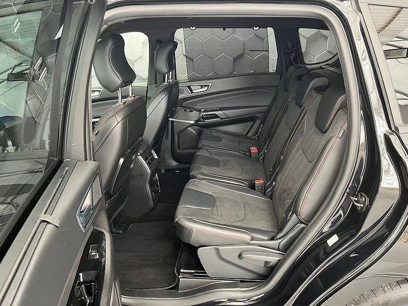 Ford S-MAX 2,5 HEV ST-Line - fotka 21 z 68