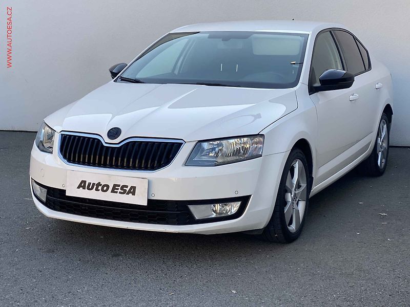 Škoda Octavia (2016) 1.6 TDi, ČR, Style, park - fotka 3 z 18