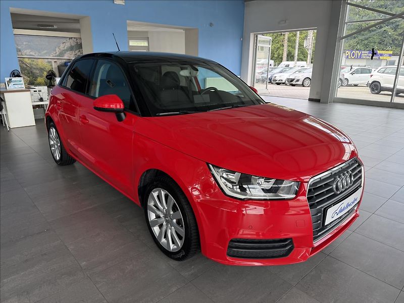 Audi A1 1,0   TFSI SPORTBACK ULTRA - fotka 1 z 22