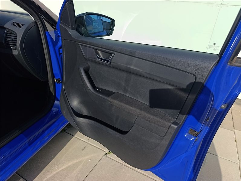 Škoda Fabia 1,0 TSi 70kW Kamera Klima Alu - fotka 31 z 33