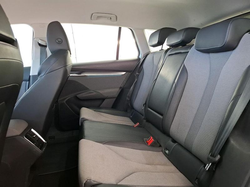 Škoda Enyaq iV 80 150kW LED   PŘIPRAVUJEME - fotka 7 z 10