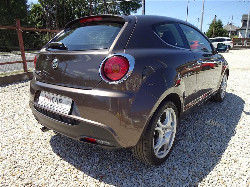 Alfa Romeo MiTo 1,4i 16V - fotka 6 z 42