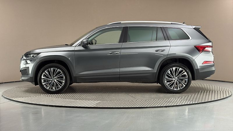 Škoda Kodiaq 2.0 TDI DSG 4x4 Style - fotka 4 z 30