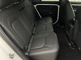 Land Rover Defender 110 D250 X-DYNAMIC SE 1. maj.  - náhled 22