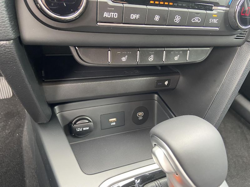 Kia Ceed SW (2025) 7DCT TOP 