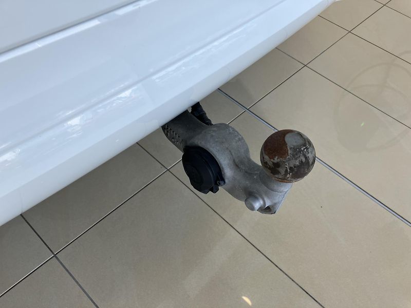 Volvo XC60 B4 FWD Momentum PRO AT8 - fotka 11 z 47