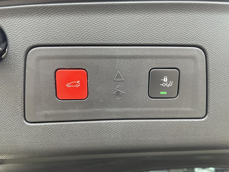 Peugeot 508 GT 1.6 PT 133 kW - fotka 32 z 33