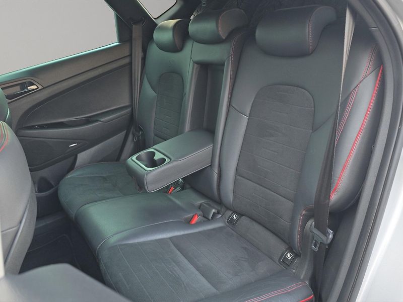 Hyundai Tucson (2019) N-Line 2.0 CRDi 136kw 8A/T 4x4 - fotka 28 z 30