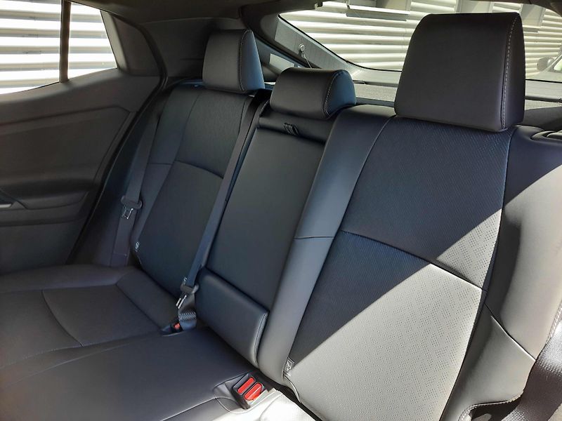 Subaru Uncharted (2026) Executive 77 kWh AWD 252 kW - fotka 29 z 64