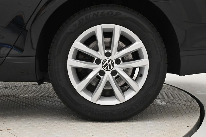 Volkswagen Passat 2,0 TDI 110kW DSG Business Zár - fotka 32 z 32