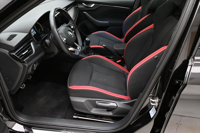 Škoda Kamiq 1,0 TSI 81kW MONTE CARLO Záruk - fotka 14 z 25