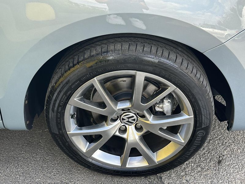 Volkswagen Sharan (2011) 2.0TDI/103kW * 5.Míst * TZ  - fotka 26 z 30