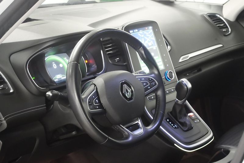 Renault Grand Scénic - fotka 14 z 27