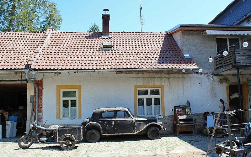Kouzelný mlýn v Hradčanech otevírá muzejní expozici zapomenutých a ztracených motocyklů a strojů.