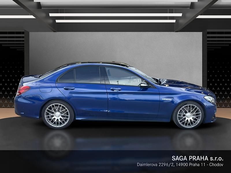 Mercedes-Benz Třídy C Třída Mercedes-AMG C 63 - fotka 3 z 18