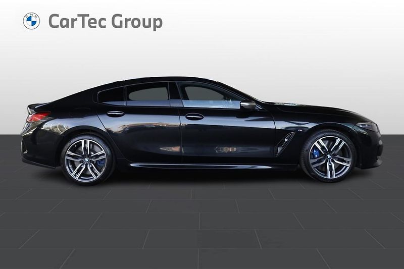 BMW Řada 8 M850i xDrive Gran Coupé - fotka 7 z 30
