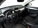 BMW X1 sDrive 18i - náhled 11