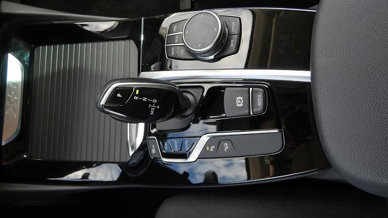 BMW X3 20d xDrive - fotka 17 z 27