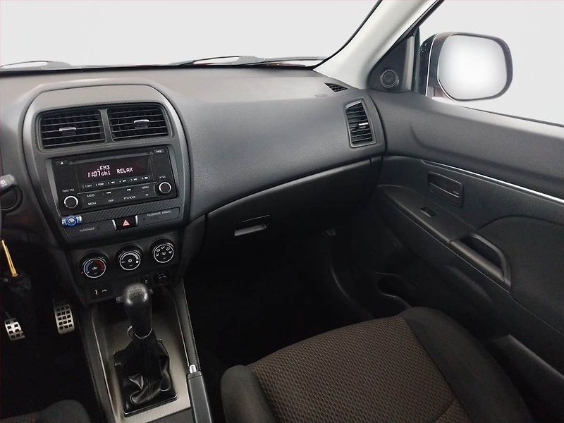 Mitsubishi ASX (2019) 1.6 MIVEC, Serv.kniha - fotka 8 z 16