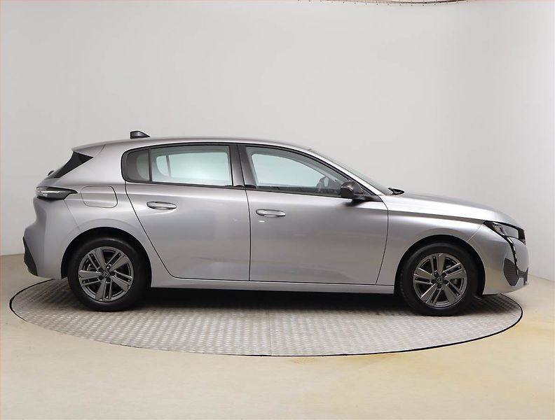 Peugeot 308 (2024) 1.2 PureTech - fotka 6 z 19