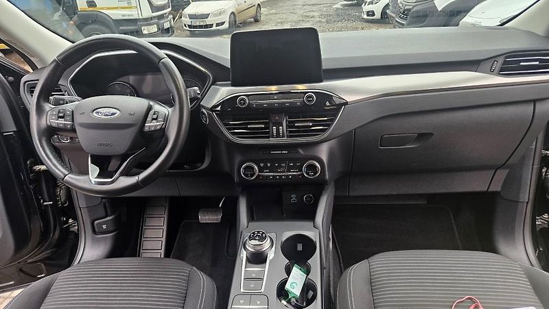 Ford Kuga (2020) 2.5i PHEV 165kW Titanium AT  - fotka 18 z 40