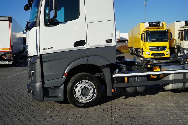 Mercedes-Benz Actros (2023) L / 2545 / EURO 6 / MP 5 / BDF - fotka 18 z 48