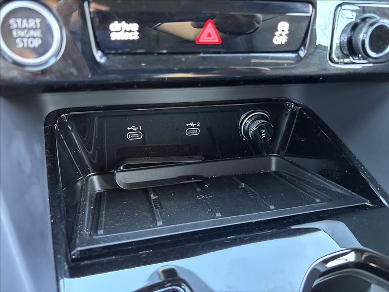 Audi Q5 2,0 TDI 150kW S-Line quattro - fotka 47 z 52