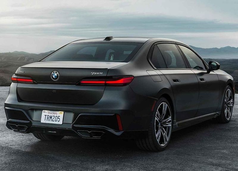 BMW 7 (2022)