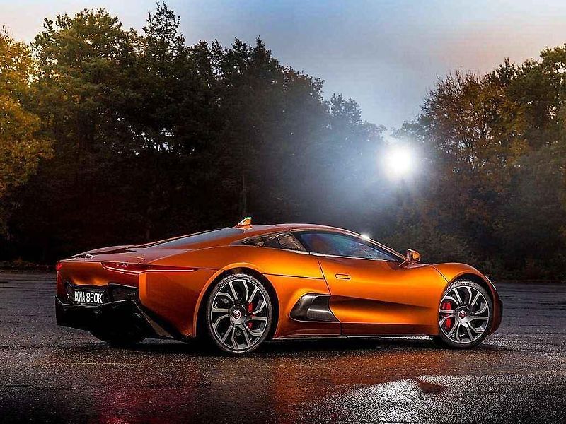 Jaguar C-X75 Bond Concept.