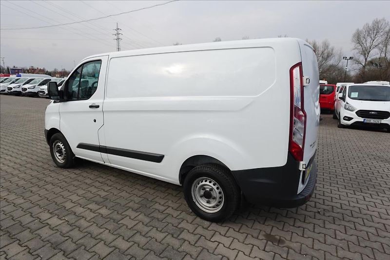 Ford Transit Custom 2,0 TDCI  L1H1 - fotka 12 z 30