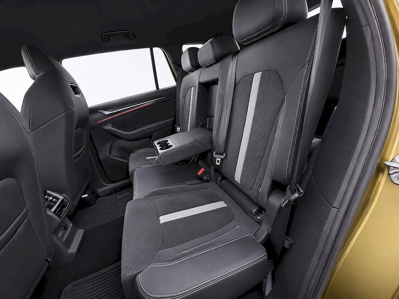 Škoda Kodiaq (2026) SPORTLINE 4X4 TD 142/2.0 A7A - fotka 22 z 57