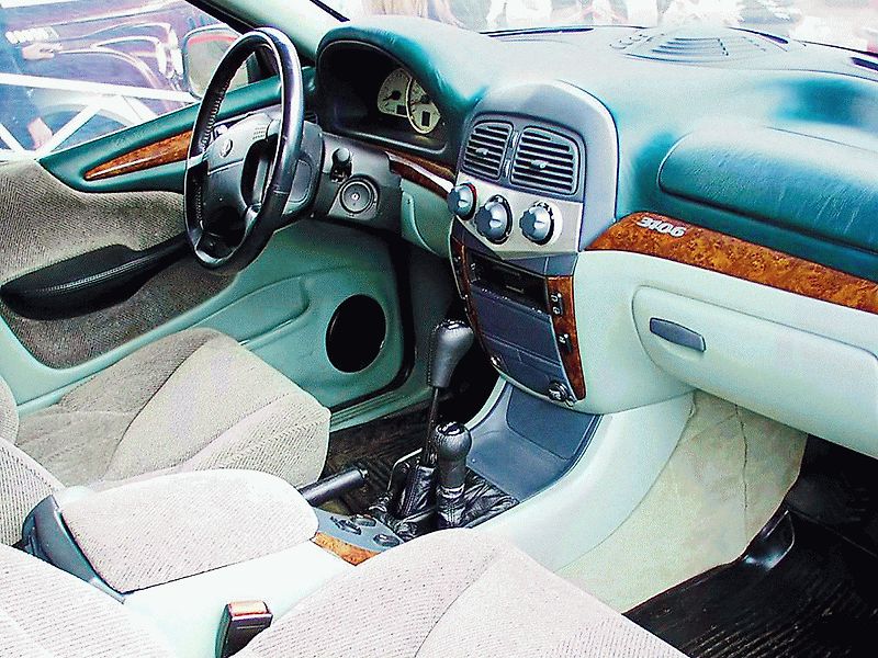 GAZ 3106 Ataman II patří bezesporu k jedněm z nejošklivějších aut vůbec