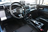 Toyota FJ Cruiser 4,0 VVT-i V6 AWD AT - náhled 9