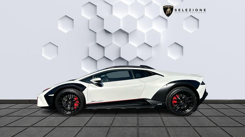 Lamborghini Huracán (2023) Sterrato 1di1499 / Záruka - fotka 2 z 19