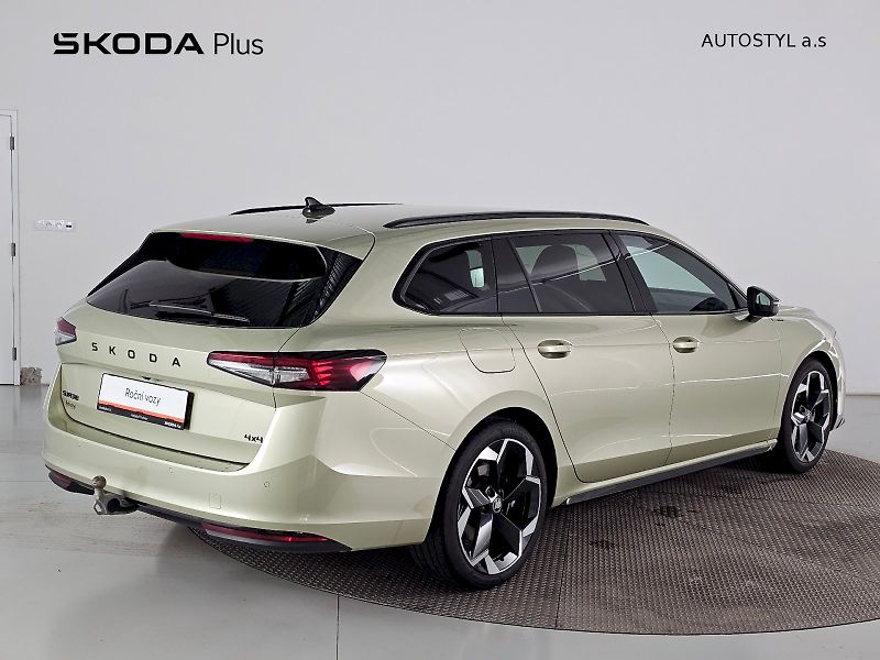 Škoda Superb (2025) 2.0TSi 195kW 4X4 SPORTLINE WEB - fotka 2 z 35