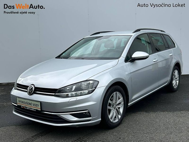 Volkswagen Golf (2020) 1.6 TDI 85 kW MANUÁL - fotka 1 z 35