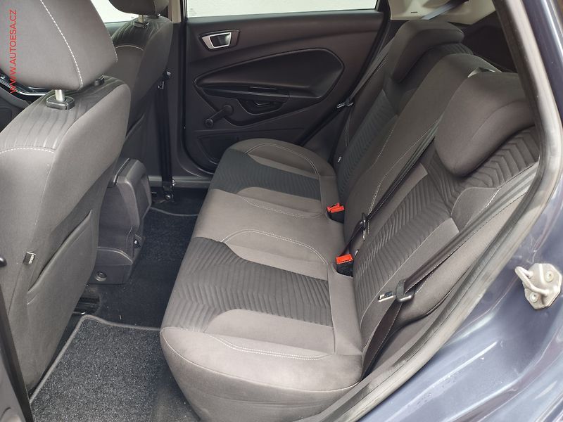 Ford Fiesta (2014) 1.0EB, Titanium - fotka 12 z 16