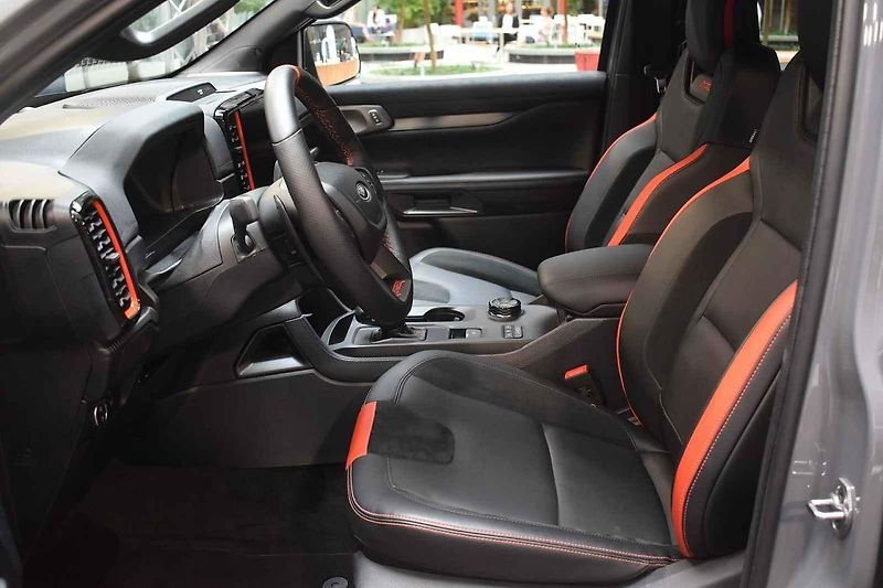 Ford Ranger Raptor je první z nových Rangerů, kterých se u nás dočkáme