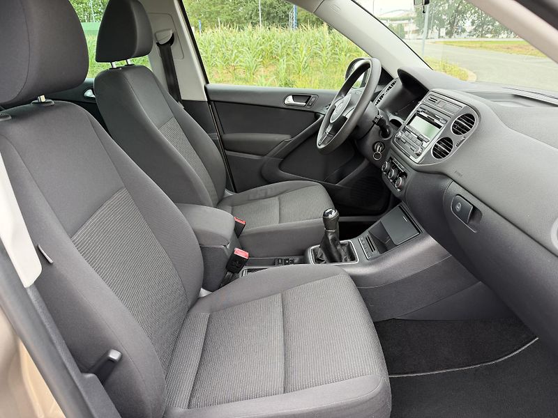 Volkswagen Tiguan 1.4 TSI *REZERVACE* - fotka 30 z 40