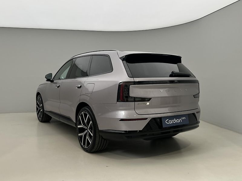 Volvo EX90 (2026) PURE TWIN PERFORMANCE ULTRA  - fotka 10 z 51