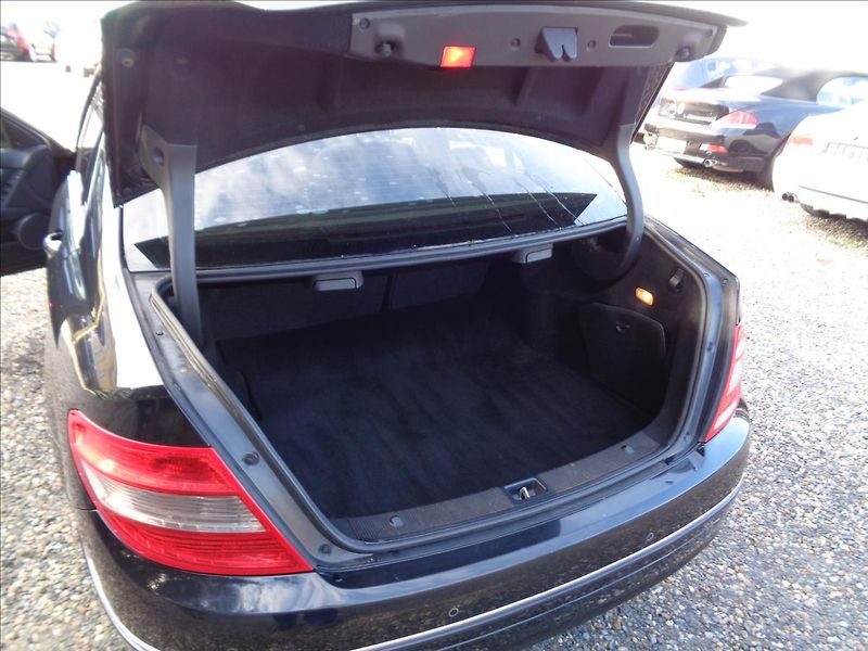 Mercedes-Benz Třídy C 2,2 - fotka 16 z 16