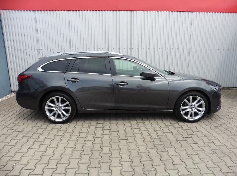 Mazda 6 Wagon 2.0 Sky-G 165k M/T Revol - fotka 5 z 19