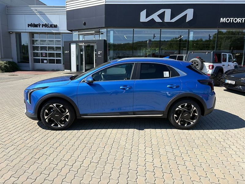 Kia Ceed (2026) 1,6 T-GDi GPF 7DCT TOP 110 KW - fotka 4 z 12