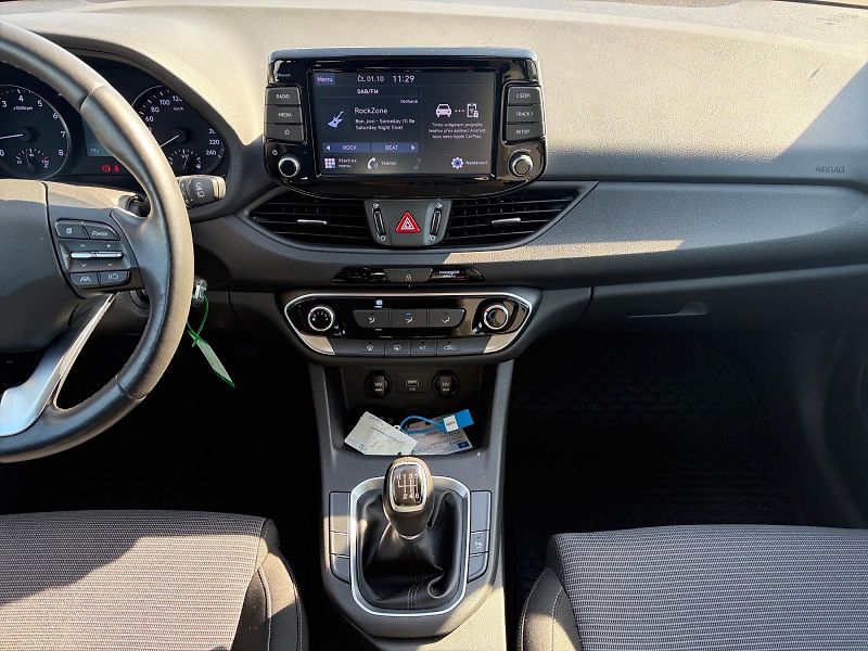 Hyundai i30 (2022) FAMILY COMFORT 1.5i 80kW CZ - fotka 10 z 11