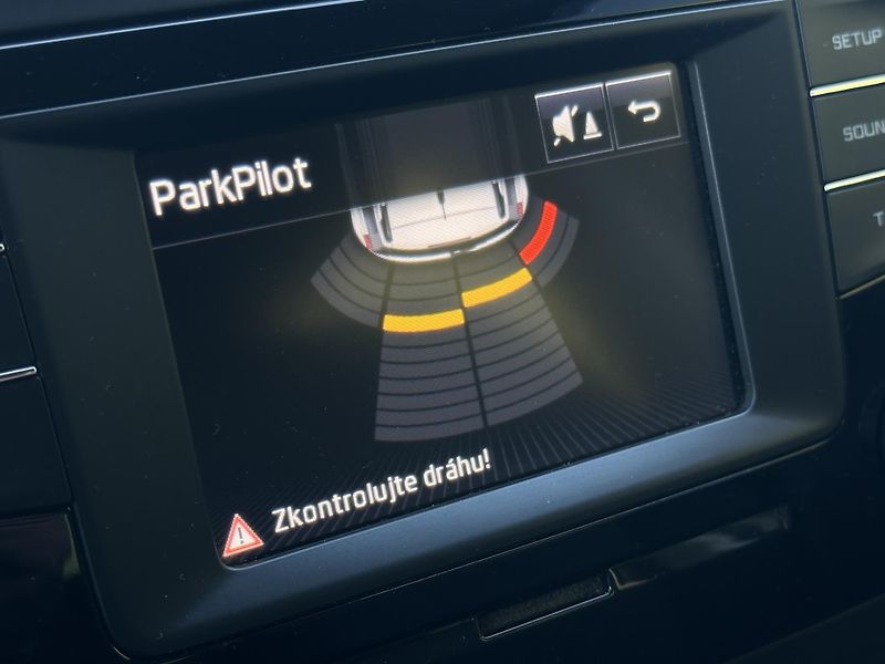 Škoda Yeti (2016) 1.2TSI/81kW *KLIMA* TZ  - fotka 13 z 32