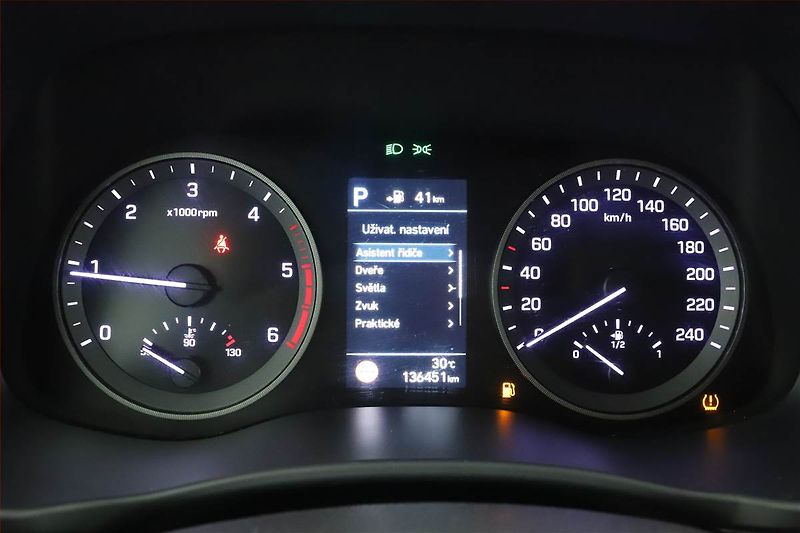 Hyundai Tucson (2019) 2.0 CRDi, 4X4, Automat, Kůže - fotka 9 z 19