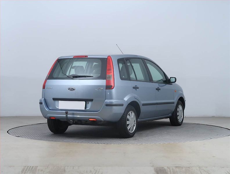 Ford Fusion (2005) 1.6 TDCi, nová STK, Tažné - fotka 5 z 13