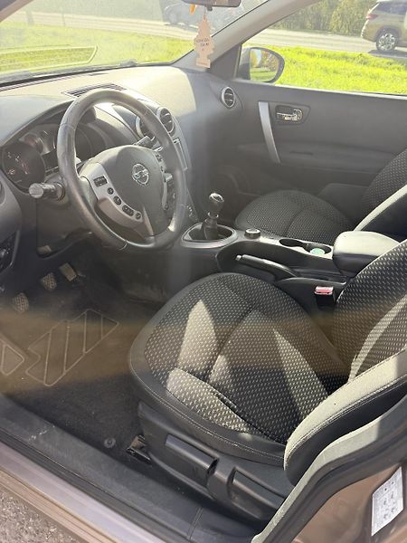 Nissan Qashqai (2008) - fotka 12 z 28
