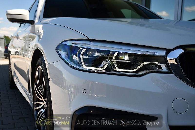 BMW Řada 5 530xD M-SPORT H&K HUD ACC PANO - fotka 50 z 51