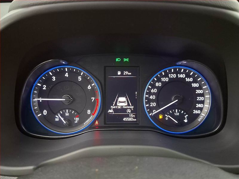 Hyundai Kona (2022) 1.0 T-GDI, ČR,1.maj - fotka 11 z 20